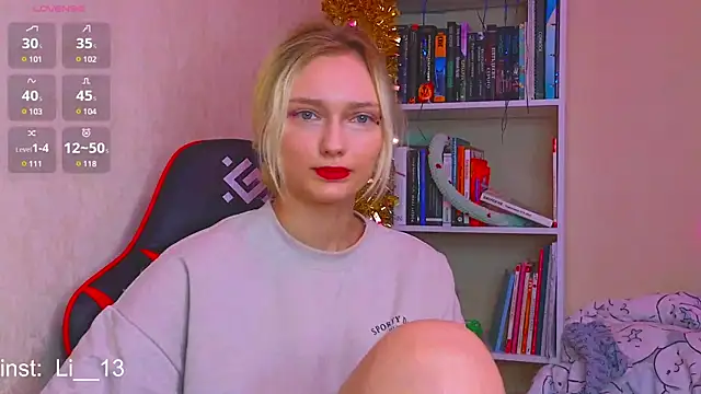 Angelina  1 online show from December 23, 6:48 pm