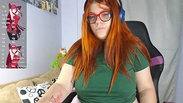 Snapshot of lucie_nicolls chatting on March 4, 8:49 pm lucie nicolls online show from March 4, 8:49 pm