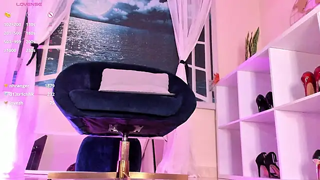 Itzeldreams online show from February 8, 9:13 am