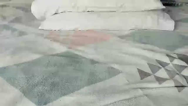 Snapshot of maybelline69 chatting on March 15, 4:43 pm maybelline69 online show from March 15, 4:43 pm