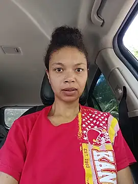 Trashy33 online show from May 17, 2:02 pm
