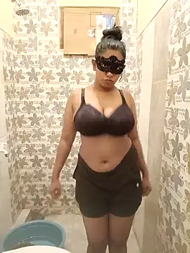 Snapshot of OneDisplay chatting on December 8, 12:52 pm OneDisplay online show from December 8, 12:52 pm