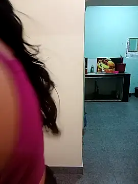 Snapshot of OneDisplay chatting on December 12, 5:15 pm OneDisplay online show from December 12, 5:15 pm