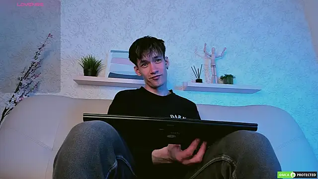 CalvinOwens online show from February 26, 10:15 am