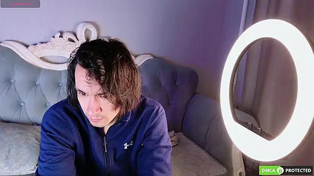 CalvinOwens online show from April 28, 6:24 pm