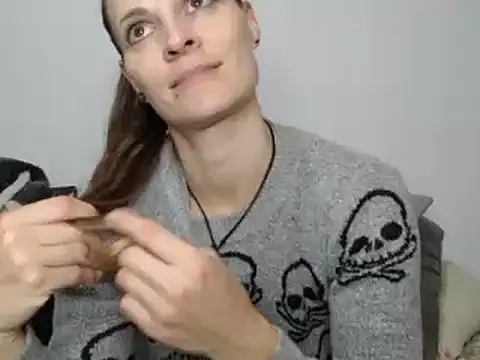 Snapshot of naikah714 chatting on December 7, 4:47 pm naikah714 online show from December 7, 4:47 pm