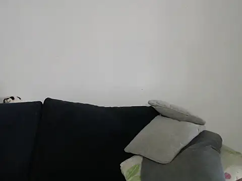 Snapshot of naikah714 chatting on September 21, 1:35 pm naikah714 online show from September 21, 1:35 pm