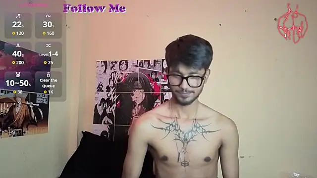 Snapshot of just_fucks chatting on April 10, 6:45 pm just fucks online show from April 10, 6:45 pm