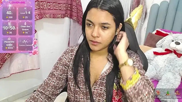 lakshmiraniii online show from December 15, 11:36 am