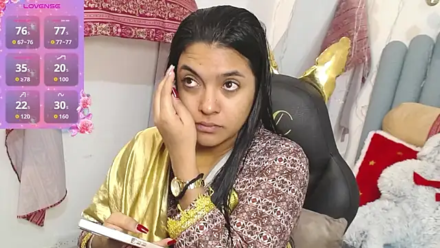 lakshmiraniii online show from December 20, 9:27 am