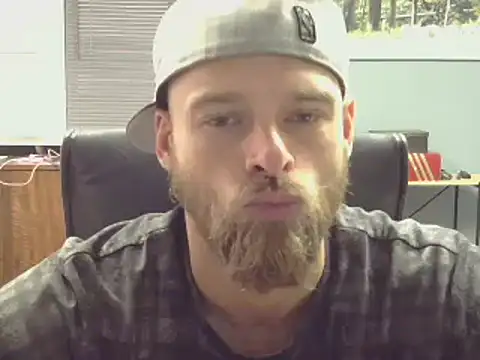 Snapshot of jjameson411 chatting on March 8, 6:32 am jjameson411 online show from March 8, 6:32 am