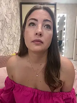 AnnaBri online show from December 4, 1:25 am