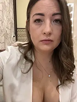 AnnaBri online show from January 28, 1:39 am