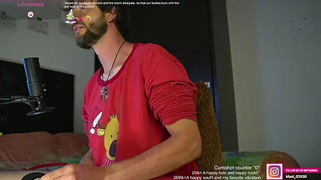 Snapshot of just_maxii chatting on January 14, 11:58 pm just maxii online show from January 14, 11:58 pm