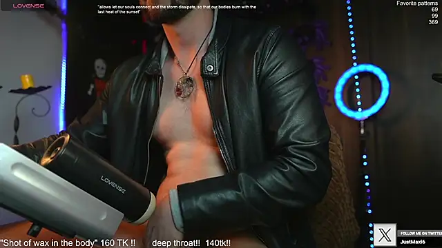 Snapshot of just_maxii chatting on October 8, 1:25 am just maxii online show from October 8, 1:25 am