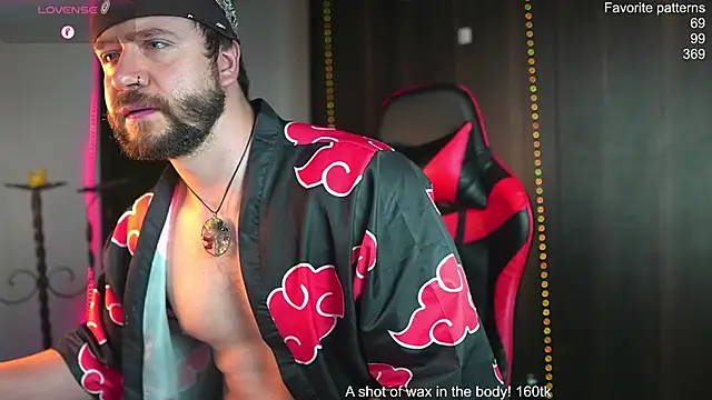 just maxii online show from February 15, 7:10 pm