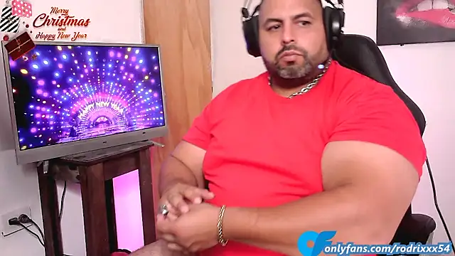 Snapshot of rodrix54 chatting on December 30, 10:34 pm rodrix54 online show from December 30, 10:34 pm