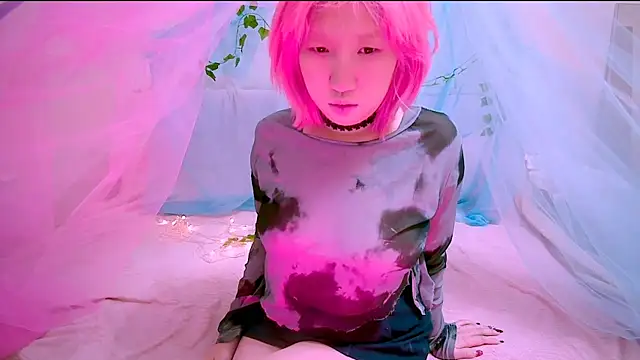 Akemilun online show from November 5, 4:18 pm