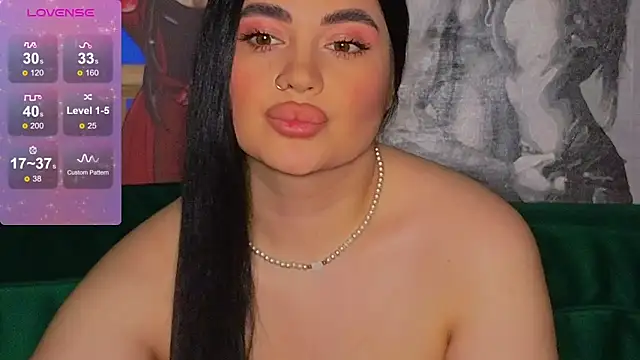 Nikki Kardashian online show from December 9, 10:41 pm