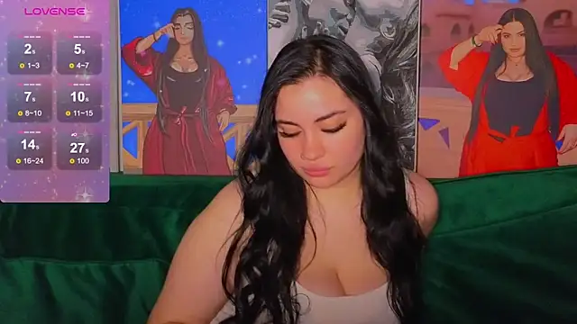 Nikki Kardashian online show from December 27, 8:07 pm