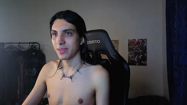 Snapshot of angelitofemboy chatting on November 22, 1:15 am angelitofemboy online show from November 22, 1:15 am