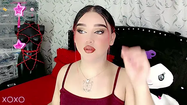 Snapshot of cattriona_muller chatting on January 5, 3:32 am cattriona muller online show from January 5, 3:32 am