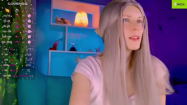 Snapshot of Flash_Summer chatting on November 5, 1:05 am Flash Summer online show from November 5, 1:05 am