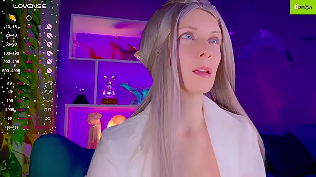 Snapshot of Flash_Summer chatting on November 17, 11:32 pm Flash Summer online show from November 17, 11:32 pm