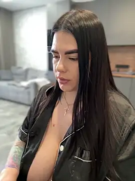 Snapshot of HugeBoobs- chatting on March 2, 11:07 am HugeBoobs- online show from March 2, 11:07 am