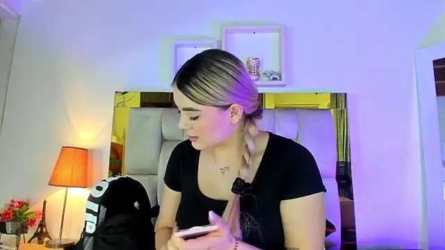 emmy r online show from March 5, 12:11 pm