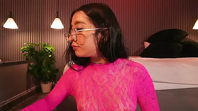 EriKlein online show from February 27, 7:58 pm