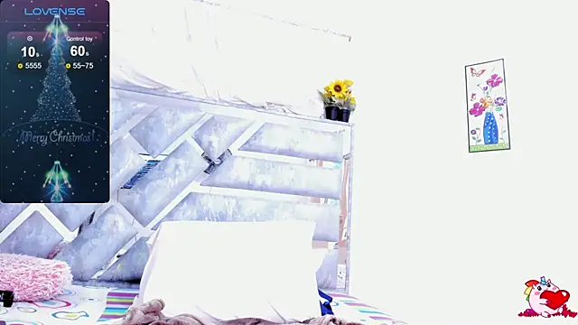 Snapshot of RoxannaBlanche chatting on December 20, 2:05 pm RoxannaBlanche online show from December 20, 2:05 pm