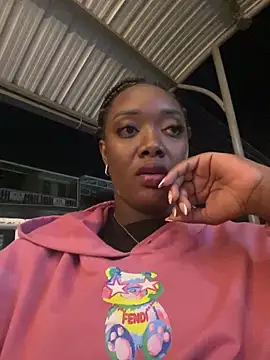 Snapshot of RoxannaBlanche chatting on September 22, 1:07 am RoxannaBlanche online show from September 22, 1:07 am