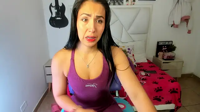 Snapshot of Nata_bernett chatting on July 27, 3:52 pm Nata bernett online show from July 27, 3:52 pm