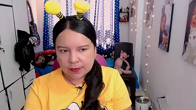 claryssa  online show from November 1, 6:10 pm