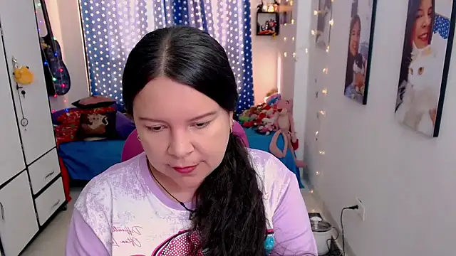 claryssa  online show from November 29, 7:28 pm