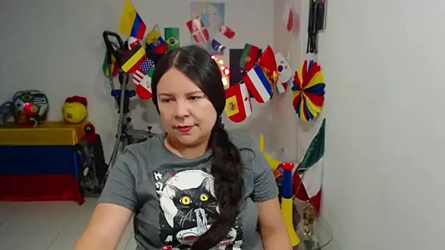 claryssa  online show from June 21, 2:58 am