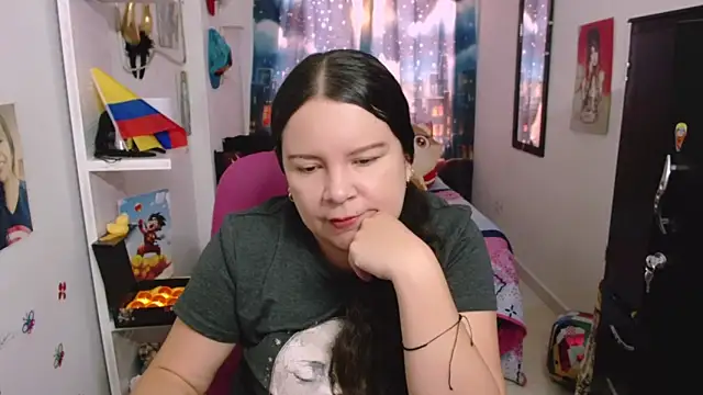 claryssa  online show from July 30, 1:32 pm