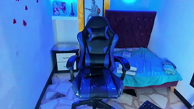 emily rosse04 online show from February 27, 3:45 pm