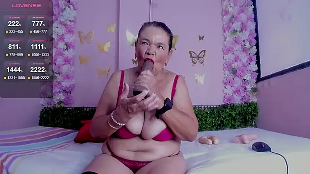 grandmother milf online show from July 14, 1:28 pm
