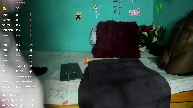 SheraHadee online show from April 23, 12:29 pm