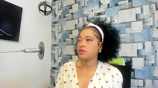 Snapshot of angel_dthroatt chatting on May 14, 12:12 pm angel dthroatt online show from May 14, 12:12 pm