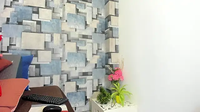 Snapshot of angel_dthroatt chatting on June 20, 12:08 pm angel dthroatt online show from June 20, 12:08 pm