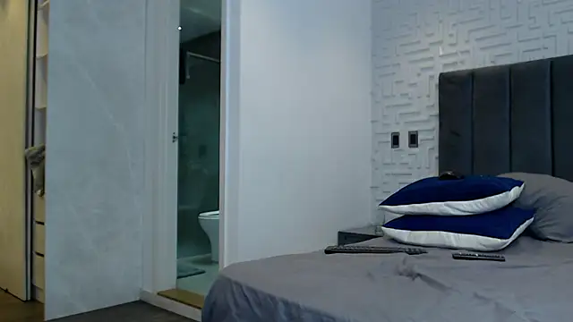 Frank heaven01 online show from February 21, 6:51 am