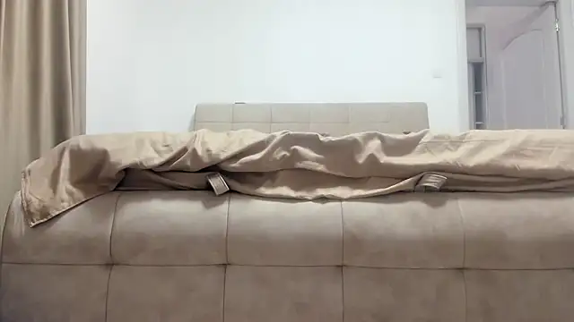 Hottalicia2 online show from February 11, 5:51 pm