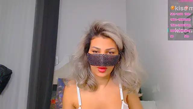 Snapshot of Turkish_Latina chatting on January 6, 1:09 am Turkish Latina online show from January 6, 1:09 am