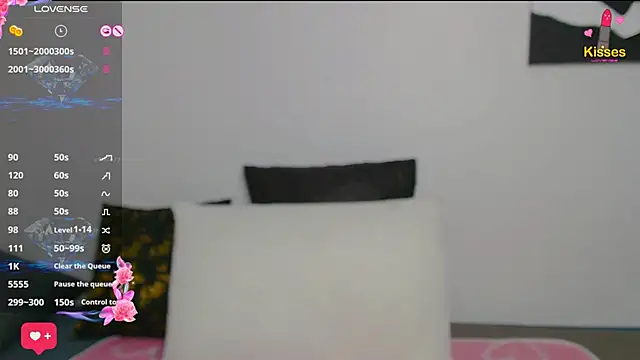 Snapshot of Turkish_Latina chatting on February 18, 9:42 pm Turkish Latina online show from February 18, 9:42 pm