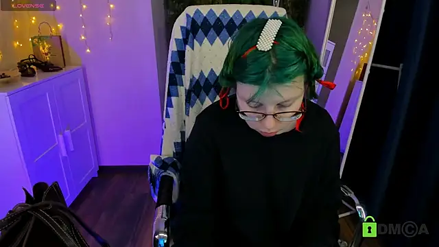 Snapshot of Melissa_Wells chatting on January 17, 8:33 pm Melissa Wells online show from January 17, 8:33 pm