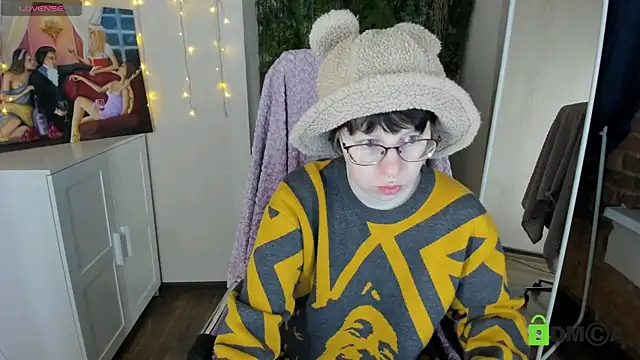 Snapshot of Melissa_Wells chatting on October 4, 9:46 pm Melissa Wells online show from October 4, 9:46 pm