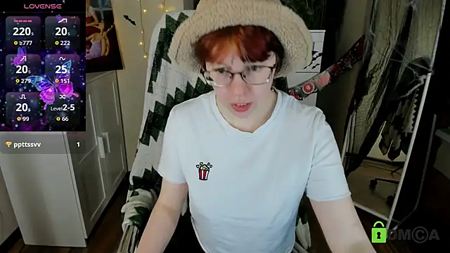 Snapshot of Melissa_Wells chatting on November 1, 10:34 pm Melissa Wells online show from November 1, 10:34 pm